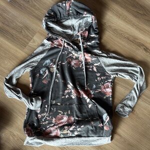 🌸 Eclipse Heather Gray Hoodie with Floral Design – Size Medium